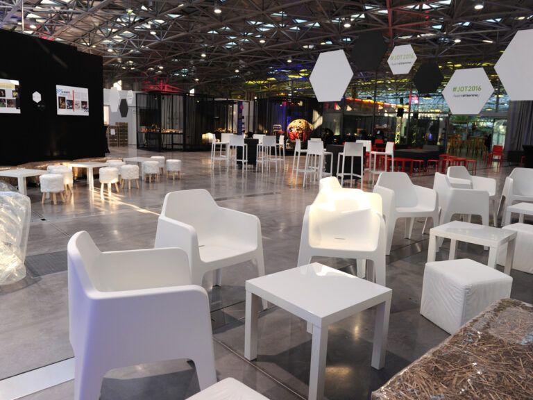 mobilier-congres-office-tourisme-04