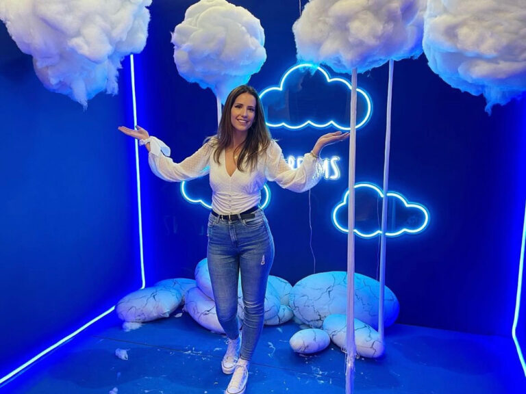 take-a-selfie-dream-02