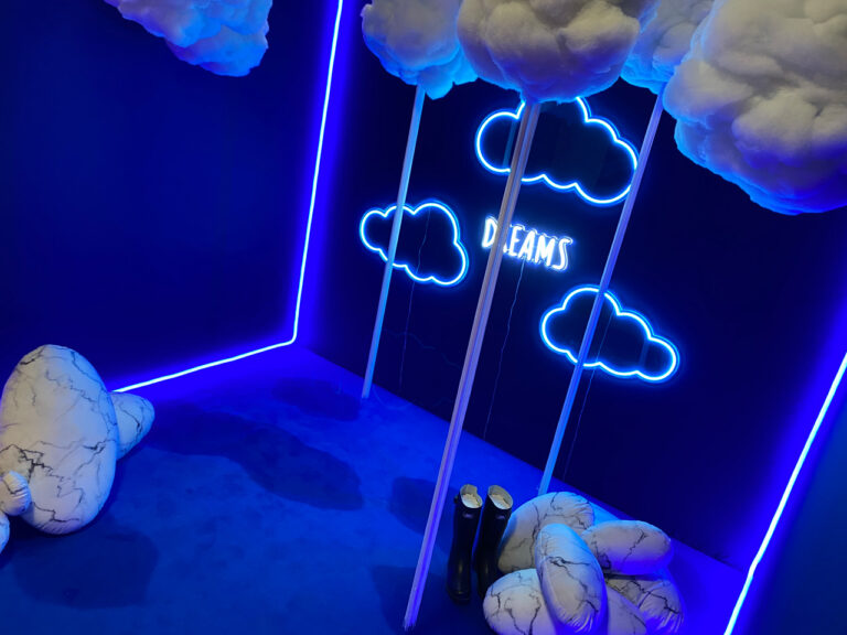 take-a-selfie-dream-03